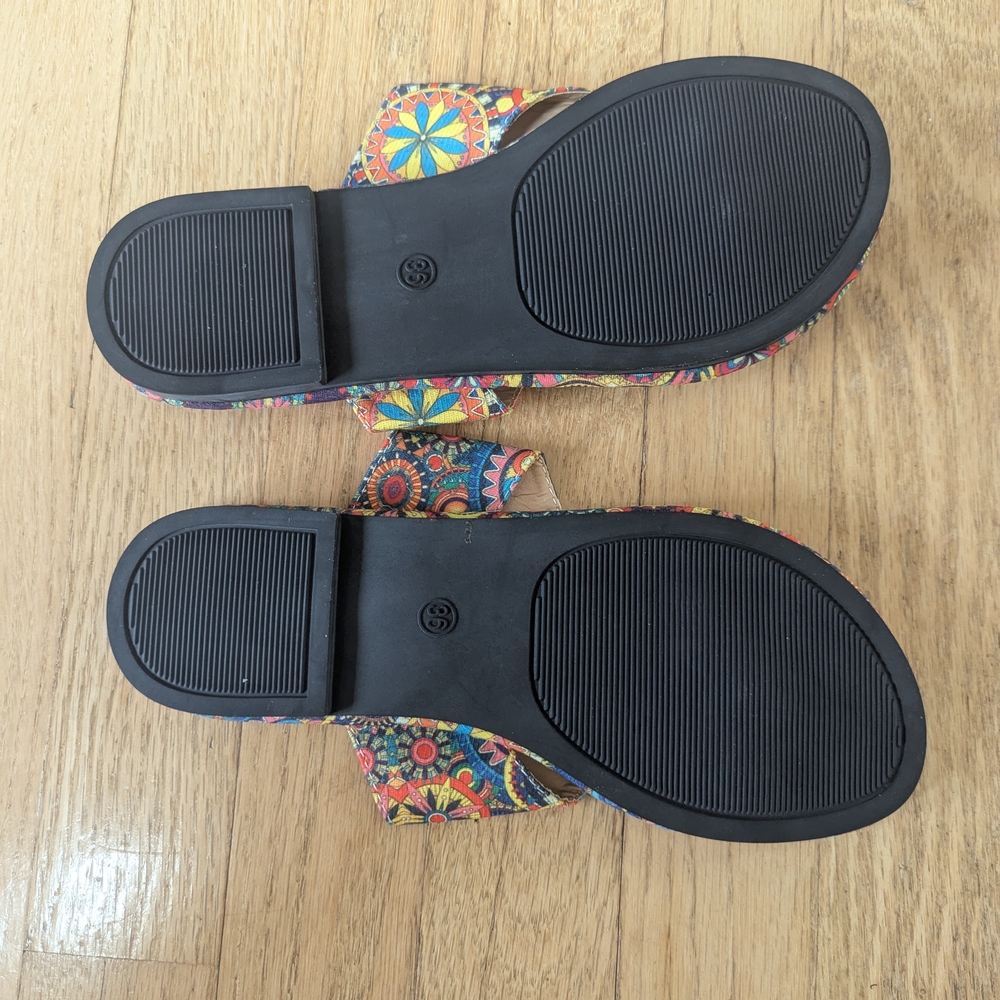 Xdonated Vibrant Patterned Slide Sandals - Picture 5 of 5
